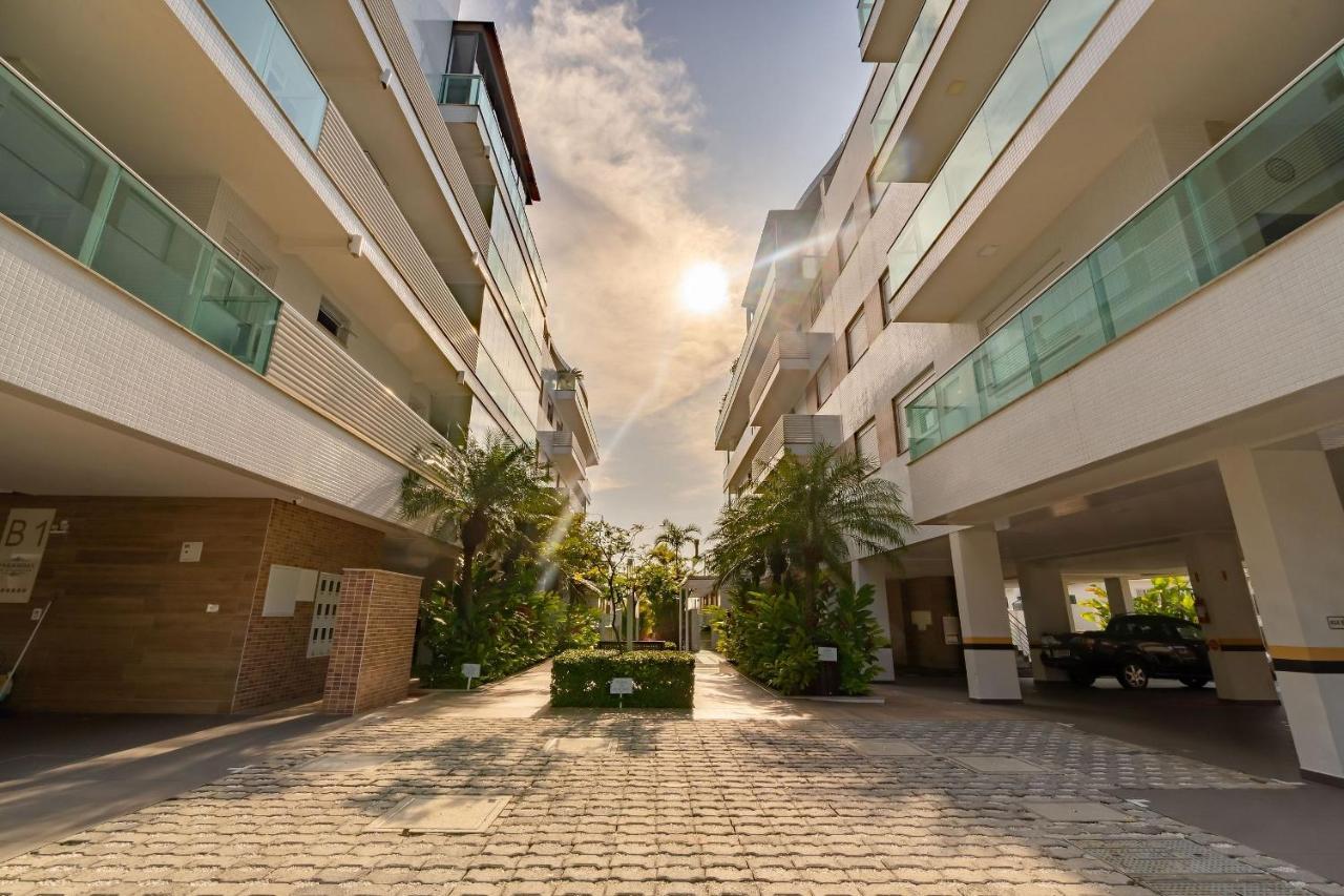 Varandas Do Atlantico - Apartamento Impecavel Em Condo Pe Na Areia Bombinhas Exterior foto